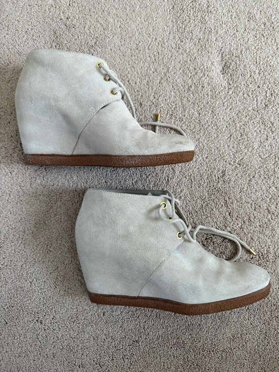 Cole Haan Shoes - Cole Haan Leslie Hidden Wedge
Bootie size 8